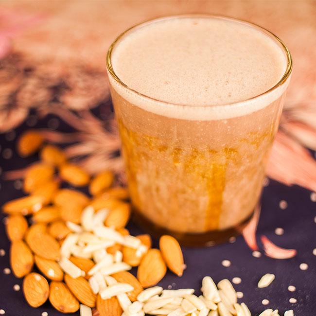 NuZest Almond Pomegranate Protein Smoothie