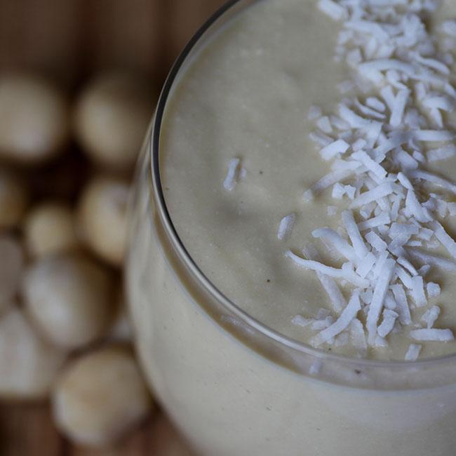 NuZest Creamy Mango Macadamia Smoothie