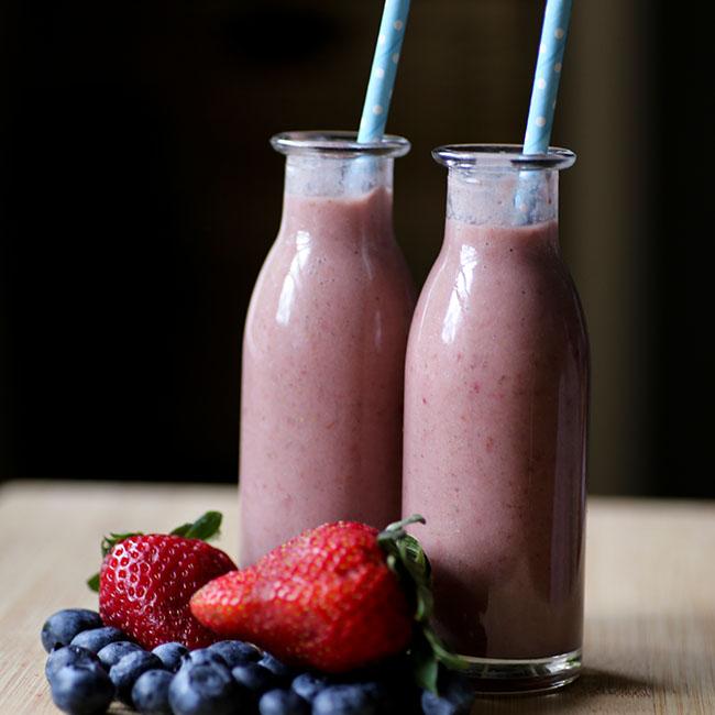 NuZest Pretty in Pink Strawberry Banana Smoothie