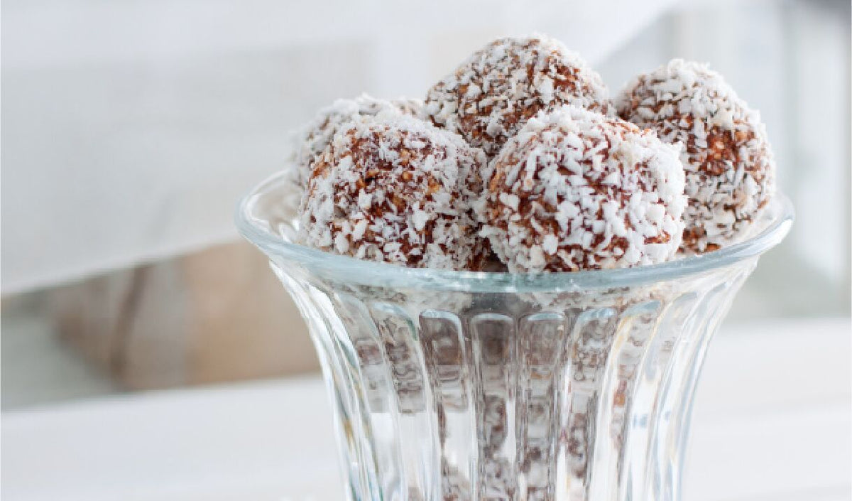Snowy Mince Pie Bliss Balls