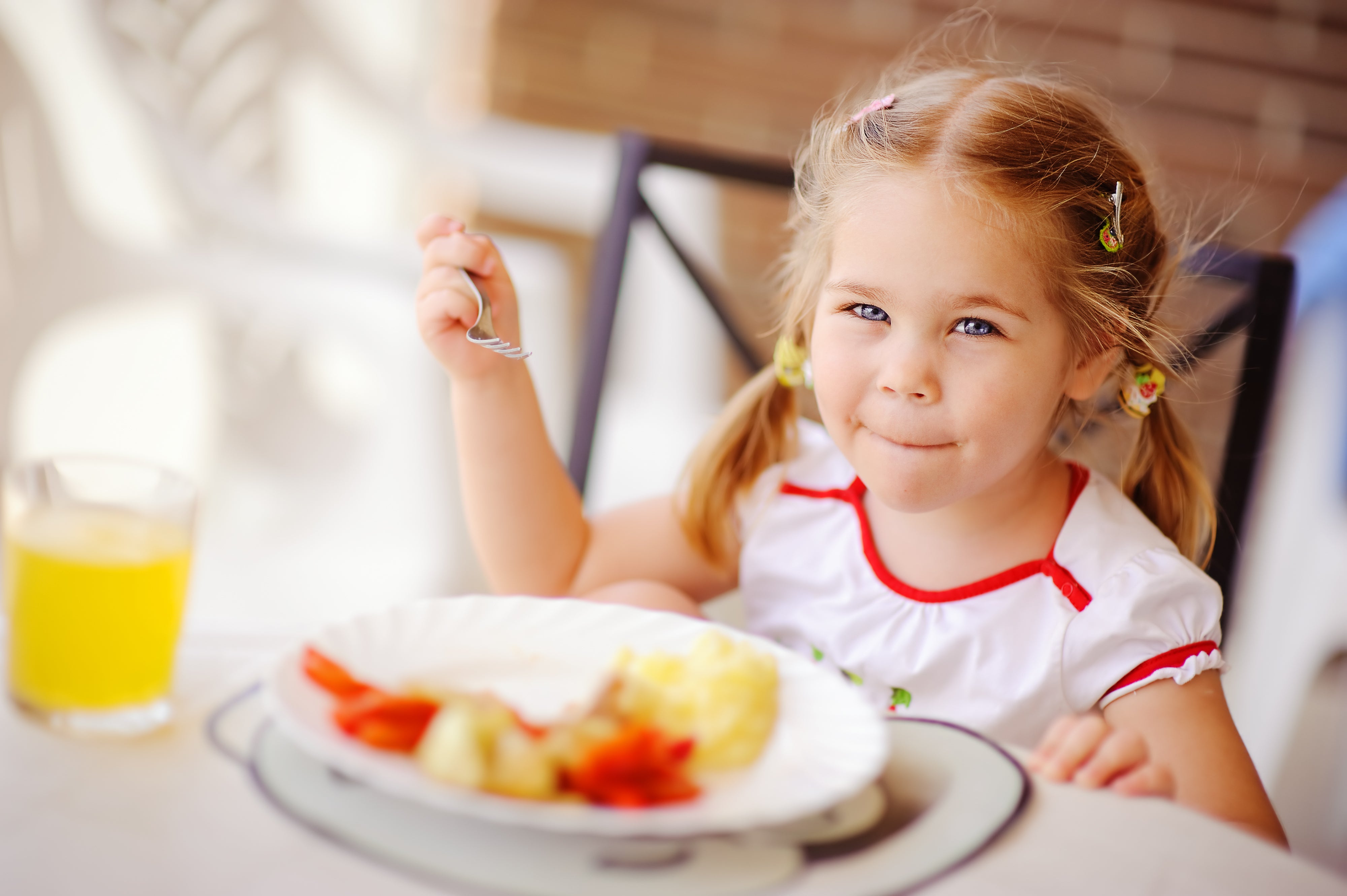 Nutrition for girls: from birth to adulthood